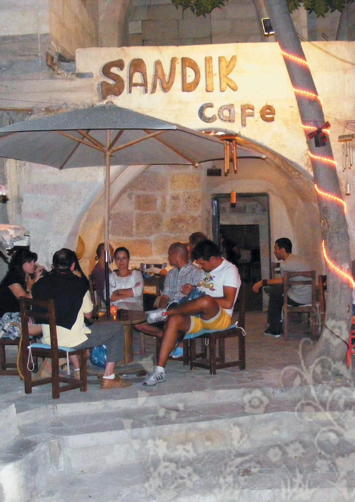 Sandik Cafe in Avanos — exterior and courtyard