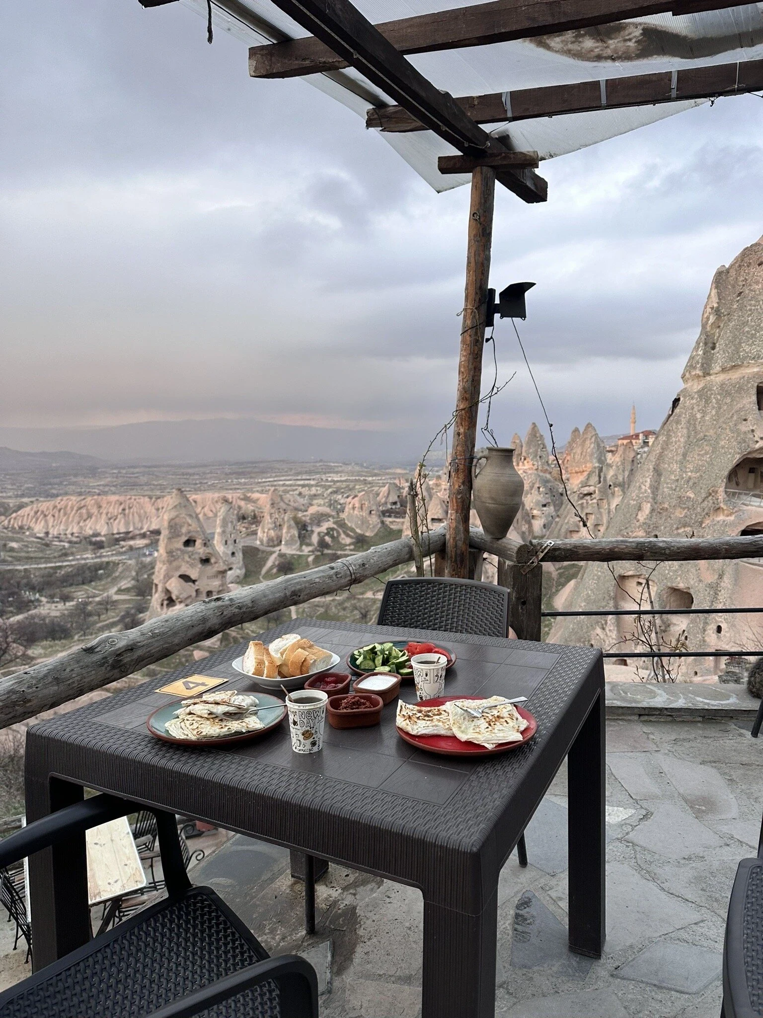 Breakfast terrace overlooking Uçhisar valleys at Karlık Teras Cafe & Restaurant, Uçhisar