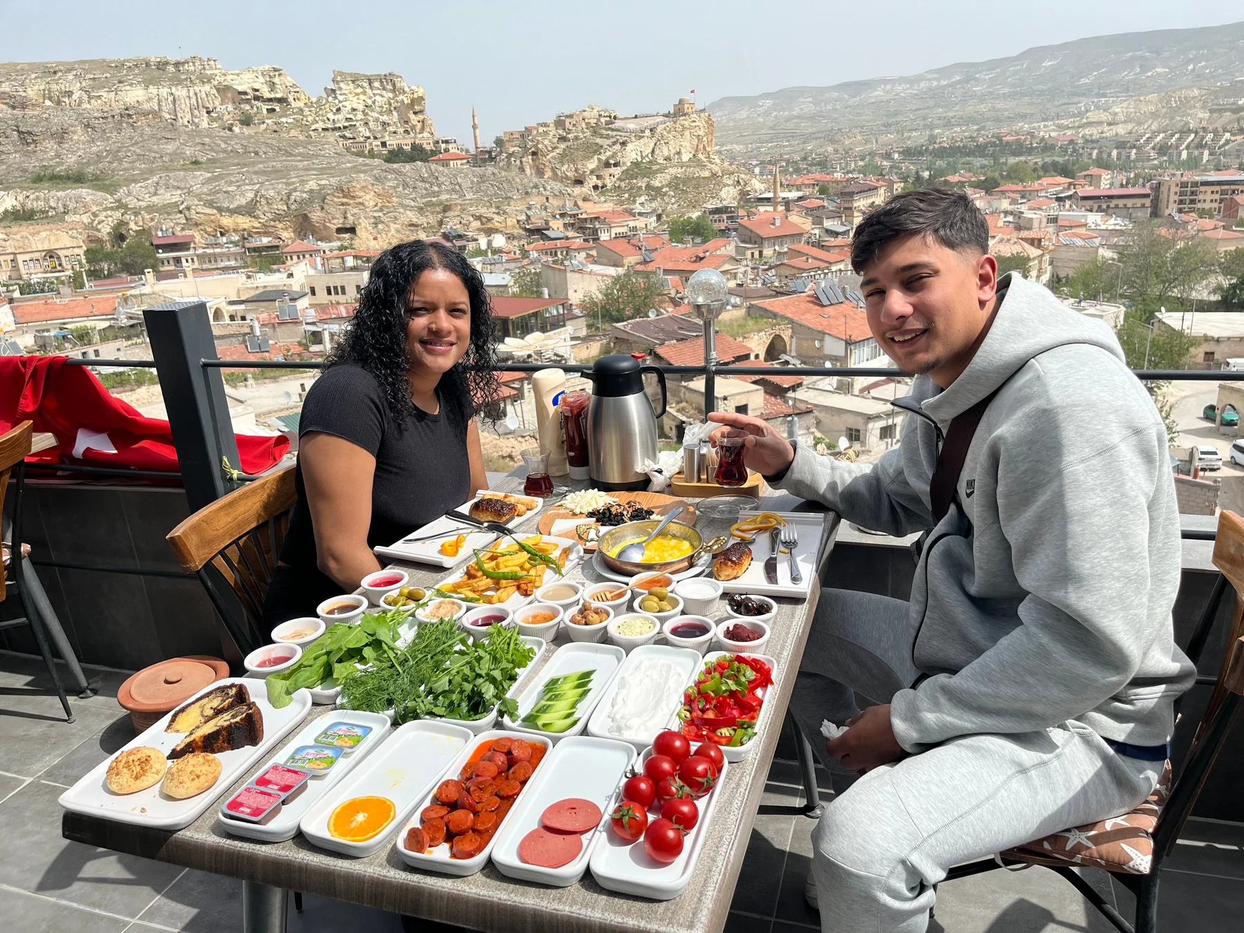 Ürgüp Deringoller Breakfast & Cafe in Ürgüp — breakfast on the terrace overlooking Ürgüp