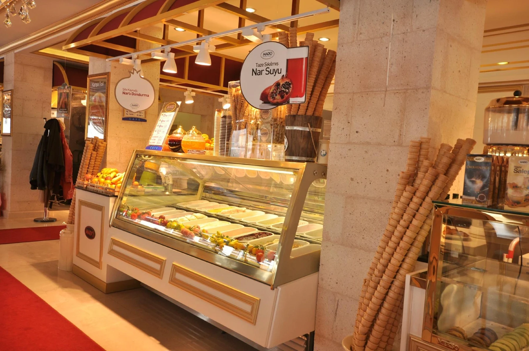 Mado Avanos in Avanos — ice-cream counter and café interior